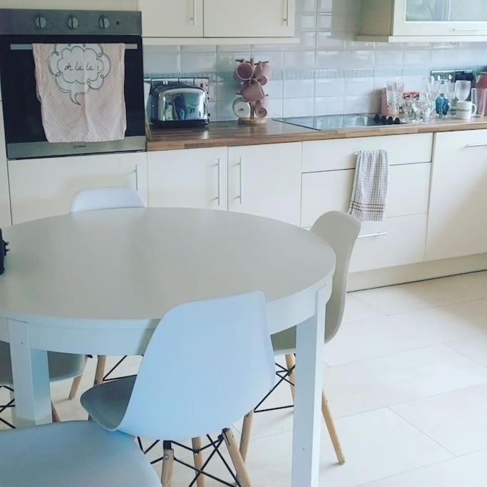 Bellevue Bungalow - Comfortable Home With Amazing Views Belfast Kültér fotó