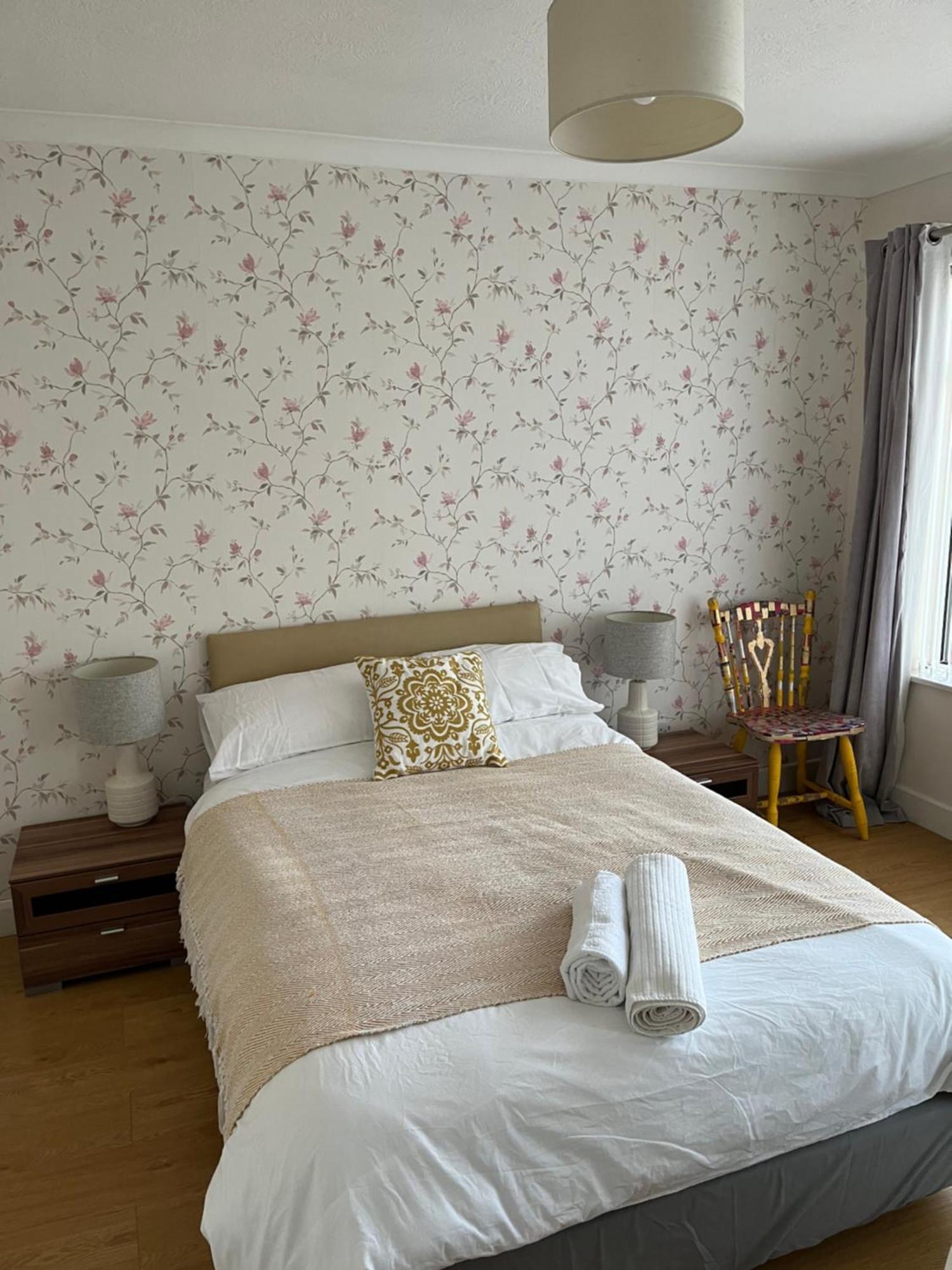 Bellevue Bungalow - Comfortable Home With Amazing Views Belfast Kültér fotó