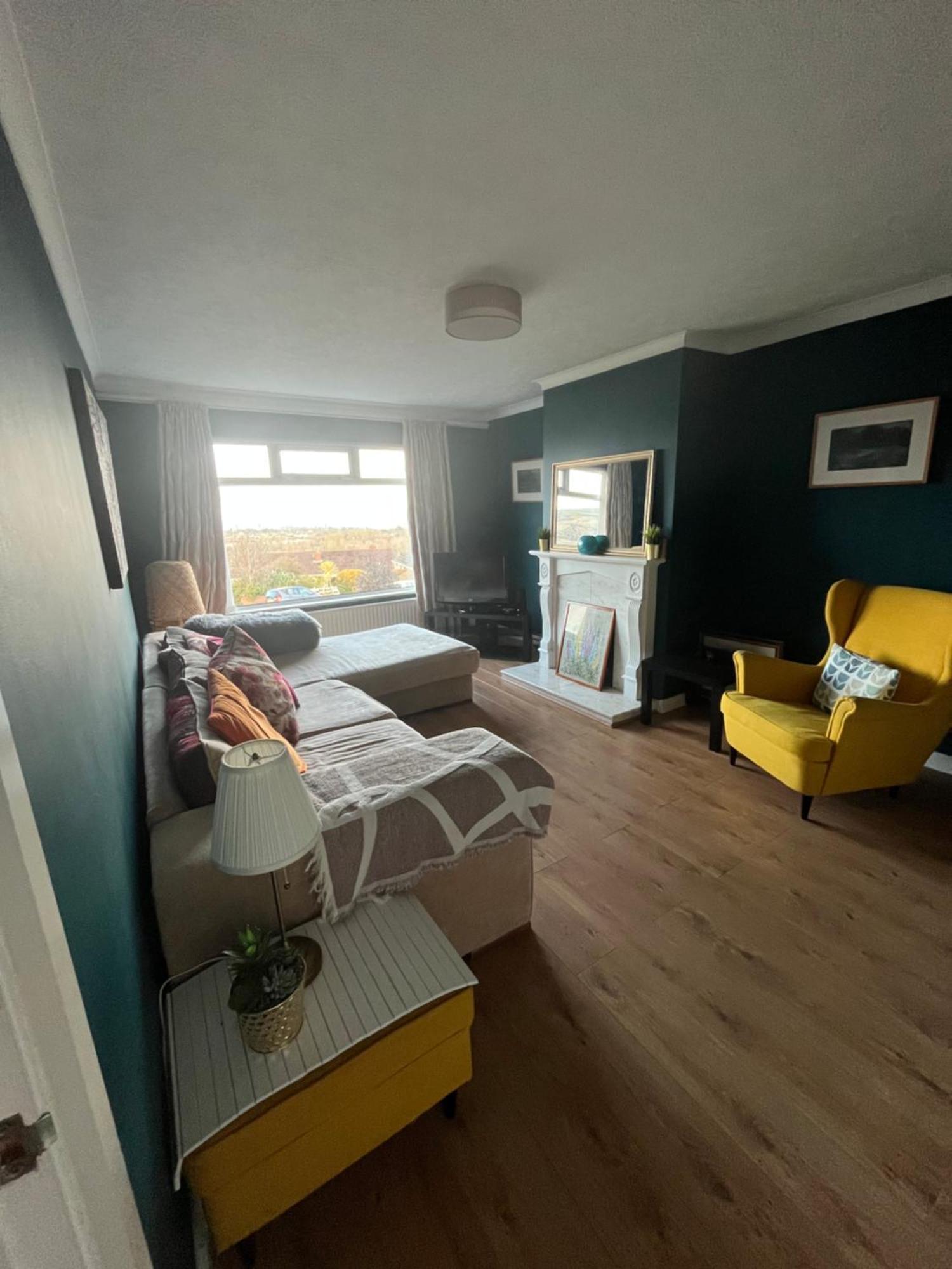 Bellevue Bungalow - Comfortable Home With Amazing Views Belfast Kültér fotó